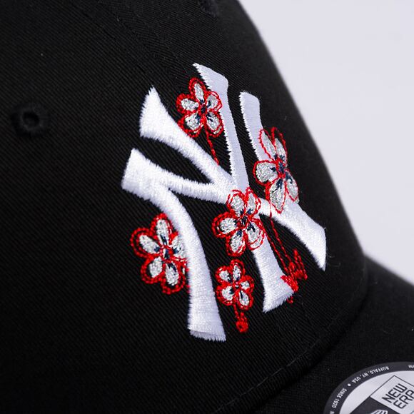 Kšiltovka New Era 9FORTY MLB Flower Icon New York Yankees Black