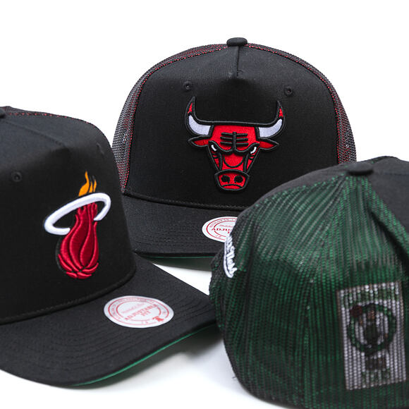Kšiltovka Mitchell & Ness - NBA Tremor Trucker - Boston Celtics - Black