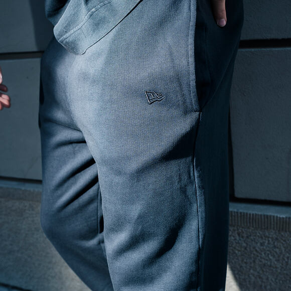 Kalhoty New Era - Branded Washed Straight Sweatpants - Black