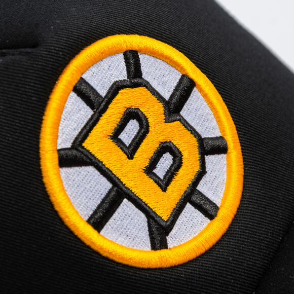 Kšiltovka Mitchell & Ness - Evergreen Trucker - NHL - Boston Bruins - Black