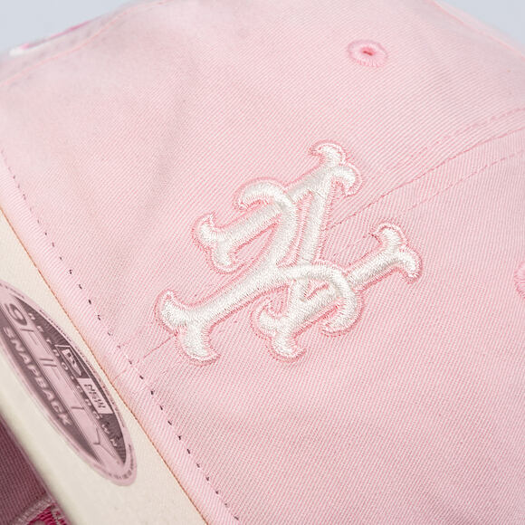 Kšiltovka New Era - MLB Washed Tie Dye 9FIFTY Retro Crown - NY Mets - Pink