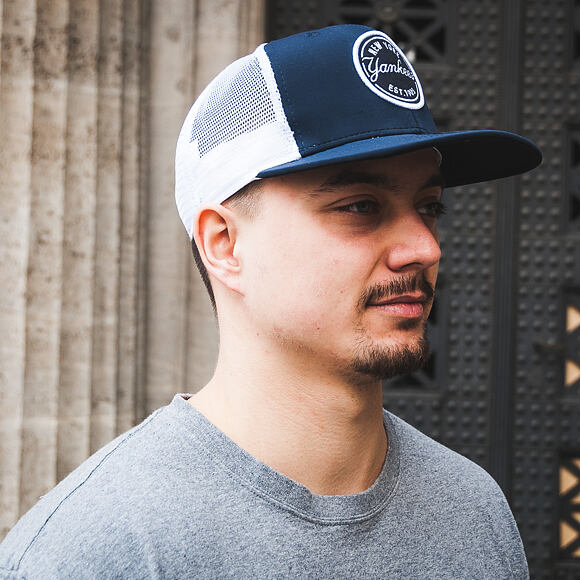 Kšiltovka New Era Emblem Trucker New York Yankees Navy 9FIFTY Snapback