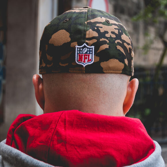 Kšiltovka New Era Camo Team Stretch New England Patriots 39THIRTY Woodland Camo/Official Team Color