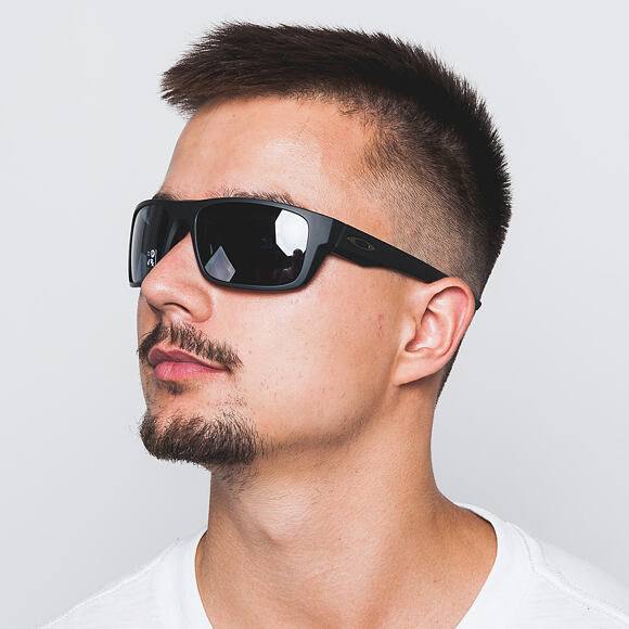 Sluneční Brýle Oakley Drop Point Matte Black/Grey OO9367-0160