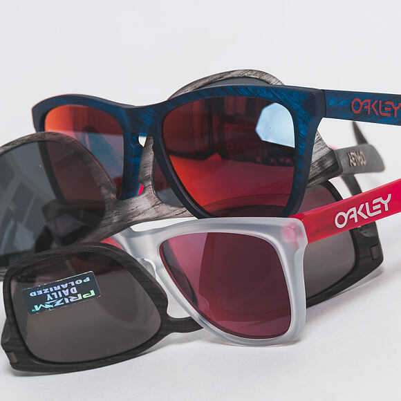 Sluneční Brýle Oakley Frogskins Matte Blue Woodgrain/Torch Iridium OO9013-B555