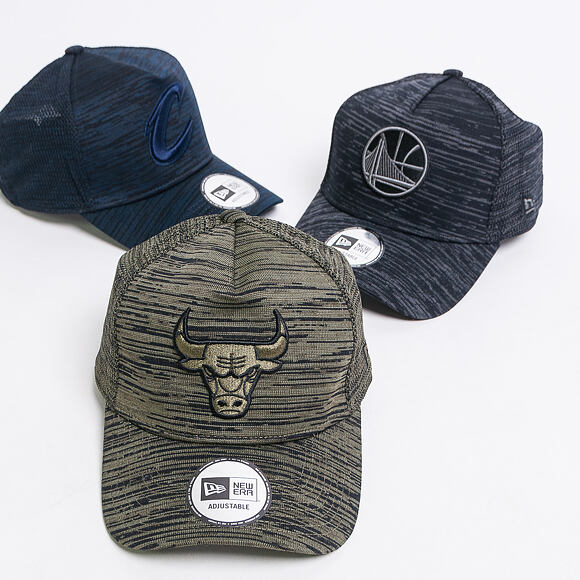 Kšiltovka New Era 9FORTY A-Frame Chicago Bulls Engineered Fit New Olive/Black Snapback