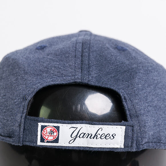 Kšiltovka New Era 9FORTY New York Yankees Winterised The League Navy/White Strapback