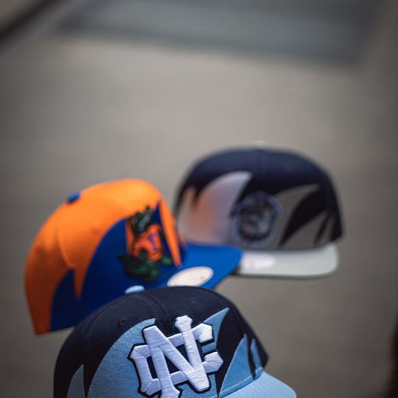 Kšiltovka Mitchell & Ness Sharktooth Snapback University Of Florida Orange/Royal