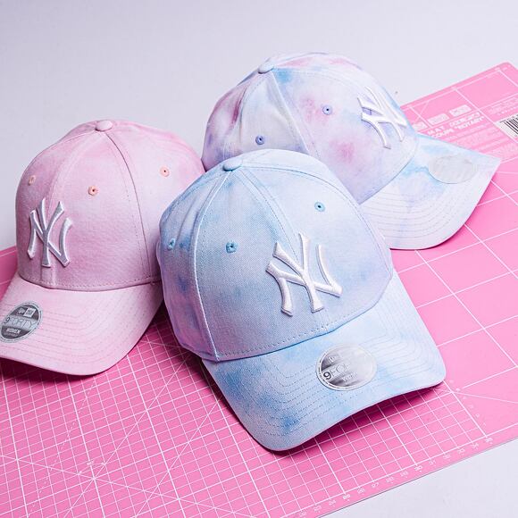 Dámská kšiltovka New Era 9FORTY Womens MLB Pastel Tie Dye New York Yankees Sky / White