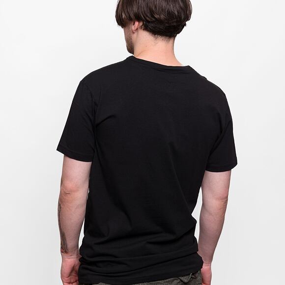 Triko Urban Classics Fitted Stretch Tee Black