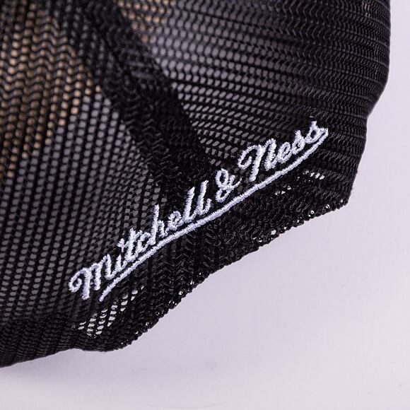 Kšiltovka Mitchell & Ness Branded Home Run Trucker Branded Black / White