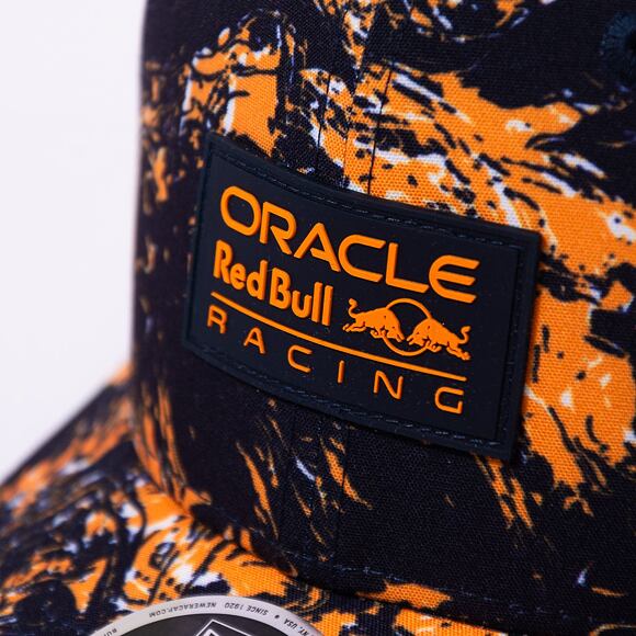 Kšiltovka New Era 9FIFTY All-Over-Print Pre-Curved Red Bull F1 Lava Camo