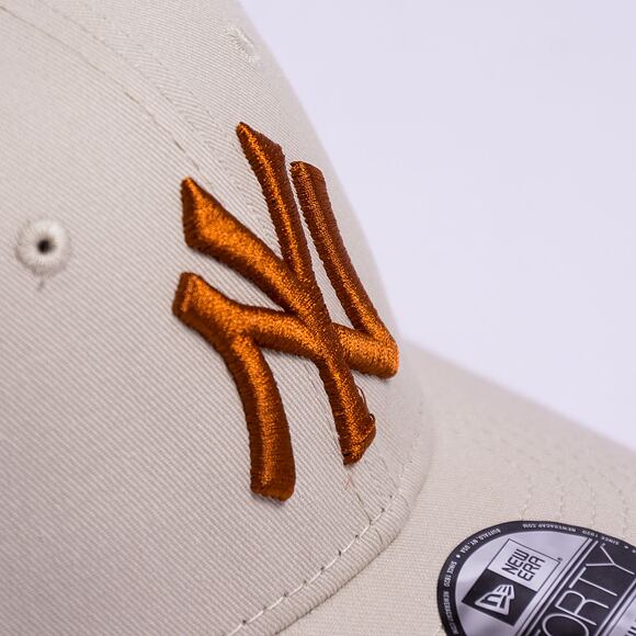 Dětská kšiltovka New Era 9FORTY Kids MLB League Essential New York Yankees Stone / Caramel Brown