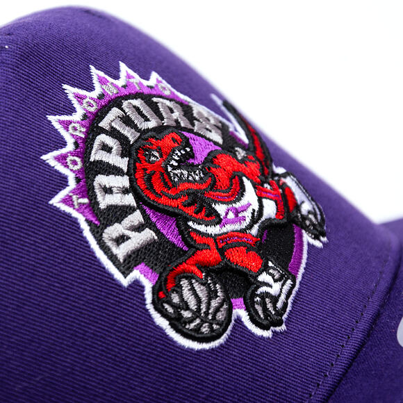 Kšiltovka Mitchell & Ness - NBA Tremor Trucker HWC - Toronto Raptors - Purple