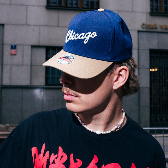 Kšiltovka Mitchell & Ness - Sand Storm Classic Red - Chicago Bulls - Navy/Sand