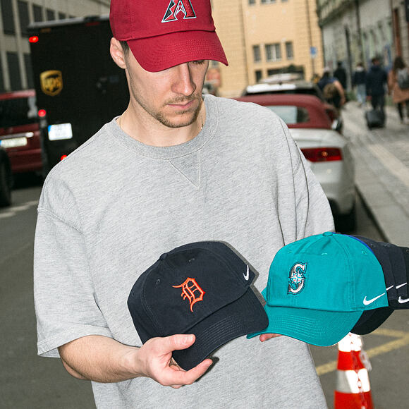 Kšiltovka Nike - Club Unstructured - Arizona Diamondbacks - Team Crimson 69W