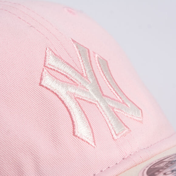 Kšiltovka New Era - MLB Washed Tie Dye 9FIFTY Retro Crown - NY Yankees - Pink