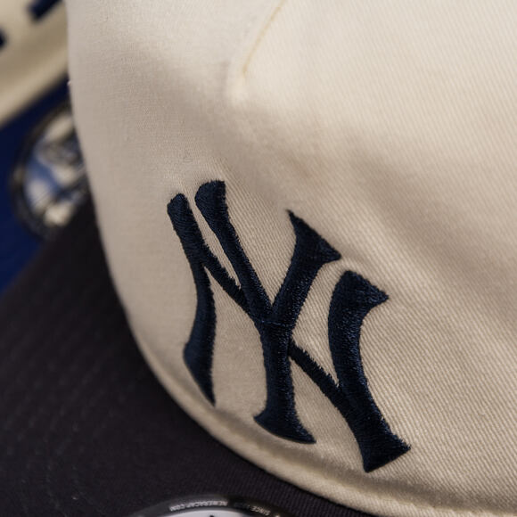 Kšiltovka New Era - MLB "2 Tone Washed" 19TWENTY - NY Yankees - Chrome White / Team Color
