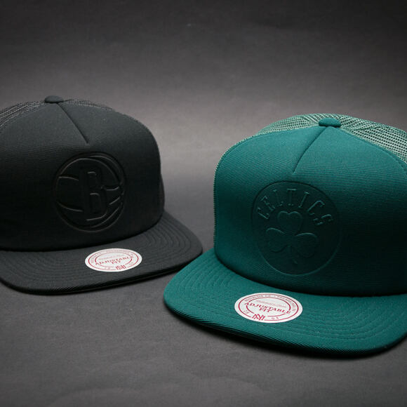Kšiltovka Mitchell & Ness Tonal D Trucker Brooklyn Nets Black Snapback
