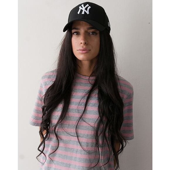 Kšiltovka New Era - MLB Diamond Era 39THIRTY - NY Yankees - Black / White