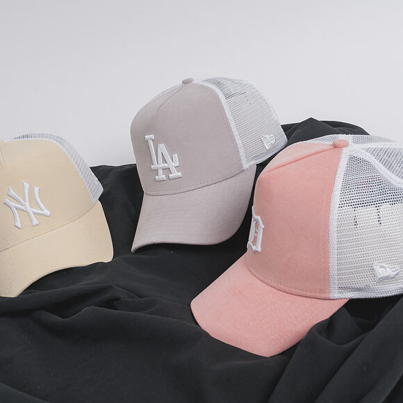 Dámská Kšiltovka New Era Micro Cord New York Yankees 9FORTY A-FRAME TRUCKER Optic White / Optic