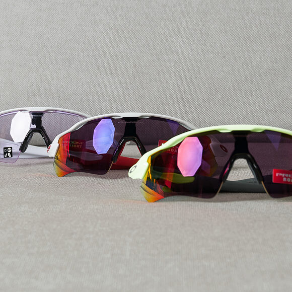 Sluneční Brýle Oakley Radar EV Path Polished White/Prizm Low Light OO9208-6538