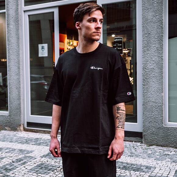 Triko Champion Crewneck T-Shirt Black 214282 KK001