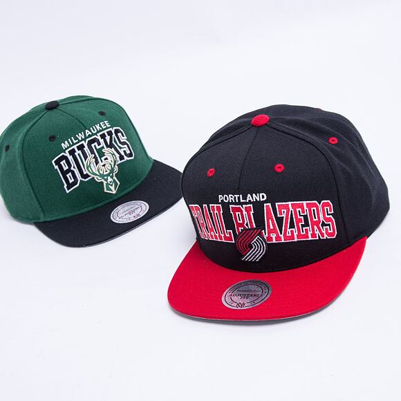 Kšiltovka Mitchell & Ness Team Arch Snapback Portland Trail Blazers