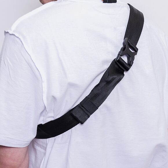 ledvinka NEW ERA Waist bag light Black