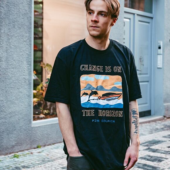 Triko Pink Dolphin Change Is On The Horizon Tee OH12011CHBL Black