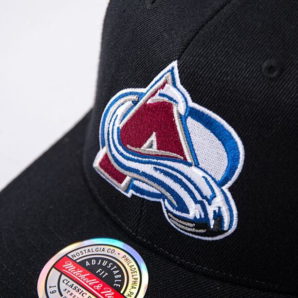 Kšiltovka Mitchell & Ness NHL Team Logo Hc Cr Snapback Avalanche Black