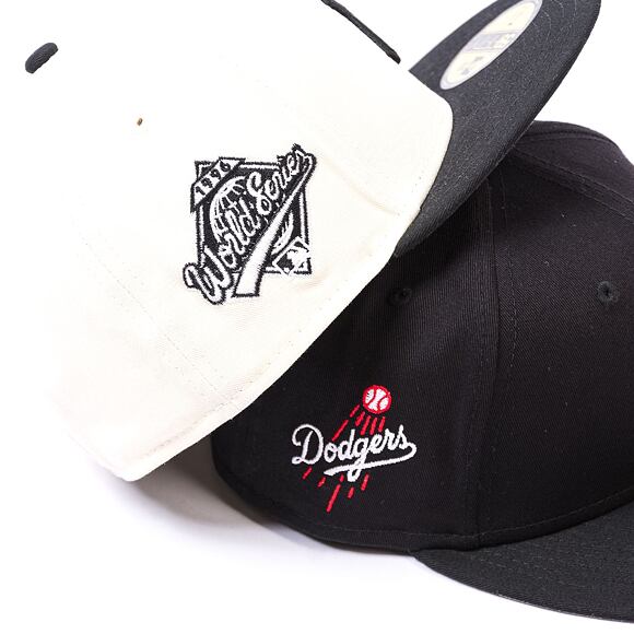 Kšiltovka New Era 59FIFTY MLB Team Side Patch Los Angeles Dodgers Black / White