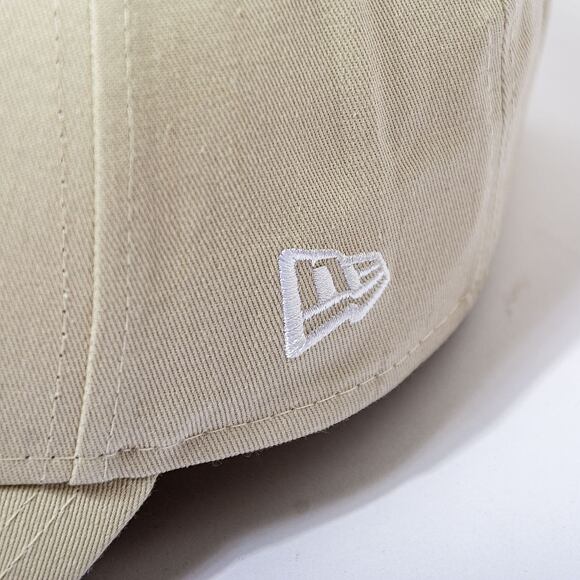 Kšiltovka New Era 9FORTY Seasonal Wordmark Vespa Stone