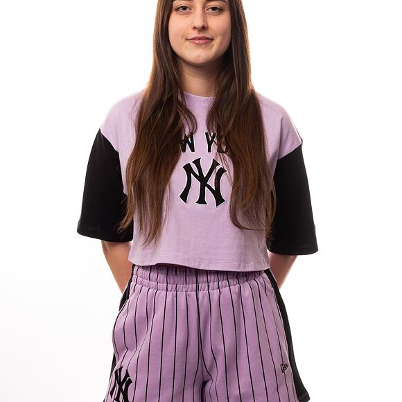 Dámské kraťasy New Era MLB Lifestyle Shorts New York Yankees - Pastel Lilac / Black