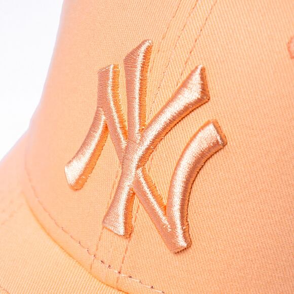 Dámská kšiltovka New Era 9FORTY Womens MLB League Essential New York Yankees - Peach