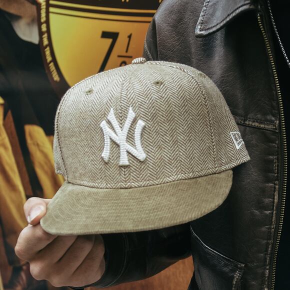 Kšiltovka New Era - MLB Cord 59FIFTY - NY Yankees - Brown