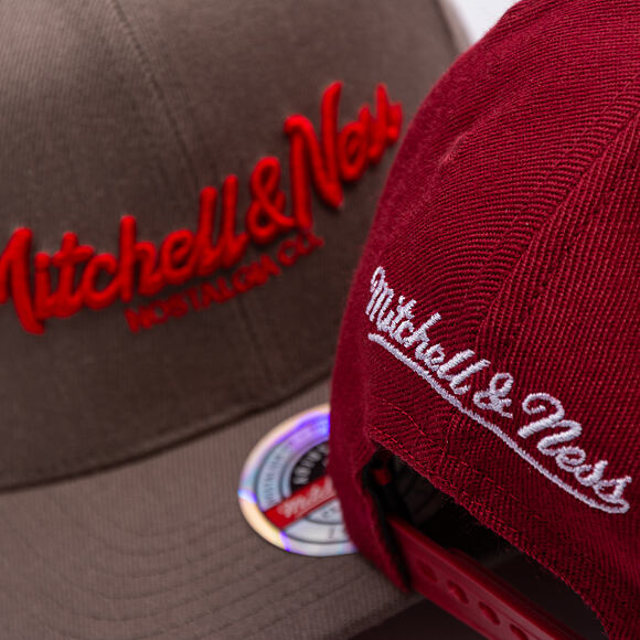 Kšiltovka Mitchell & Ness - Branded Pinscript Classic Red - Burgundy / White