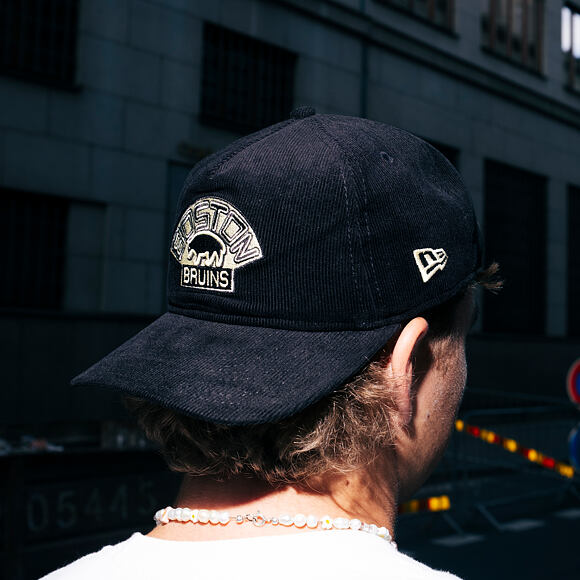 Kšiltovka New Era - NHL Nostalgic 19TWENTY - Boston Bruins - Black