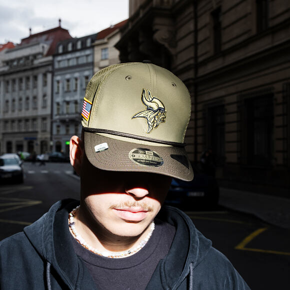 Kšiltovka New Era - NFL25 "Salute to Service" - 9SEVENTY Stretch-Snap - Minnesota Vikings