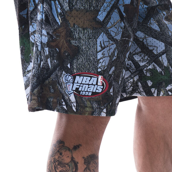 Kraťasy Mitchell & Ness - Quiet Blaze 7In Mesh Shorts - NBA - Chicago Bulls -MULTI