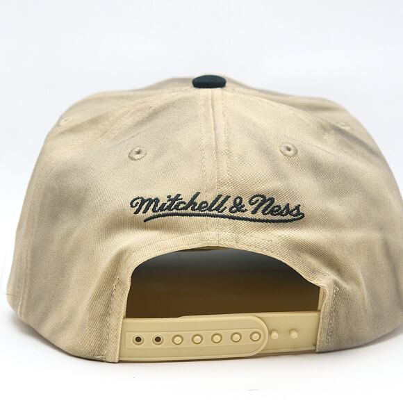 Kšiltovka Mitchell & Ness - NHL Retro Roots Deadstock - Chicago Blackhawks - Cream
