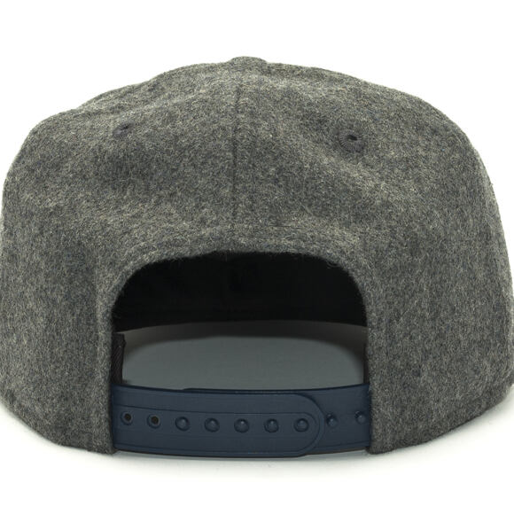 Kšiltovka New Era Classic Melt New York Yankees Grey Snapback