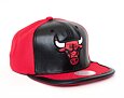 Kšiltovka Mitchell & Ness Chicago Bulls Day One Snapback Black / Red
