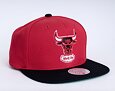 Kšiltovka Mitchell & Ness Chicago Bulls Team 2 Tone 2.0 Snapback HWC Red / Black