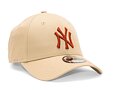 Kšiltovka New Era 9FORTY MLB League Essential New York Yankees Oat Milk / Redwood