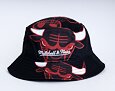 Klobouk Mitchell & Ness Chicago Bulls Cut Up Bucket HWC Black