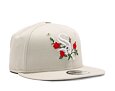 Kšiltovka New Era 9FIFTY MLB Flower Chicago White Sox Stone