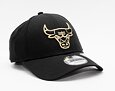 Kšiltovka New Era 9FORTY NBA Black and Gold Chicago Bulls Black