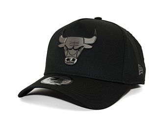 Kšiltovka New Era - NBA Metallic 9FORTY A-Frame - Chicago Bulls - Black