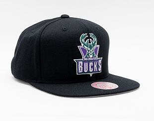 Kšiltovka Mitchell & Ness Milwaukee Bucks 6HSSS21HW051 WOOL SOLID Black